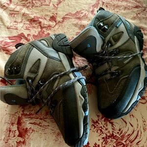 Bearpaw hiking boots. New without tags or box.